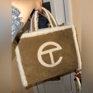 MEDIUM UGG x TELFAR TOTE BAG